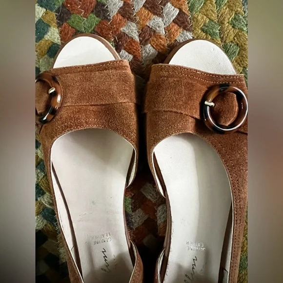 Avellini Brown Suede Peep Toe Flats with Buckle Made in Italy - Picture 11 of 12